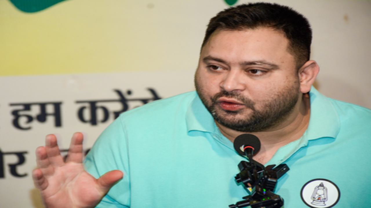 तेजस्वी यादव ने बिहार सरकार के निवेश के दावों पर उठाए सवाल