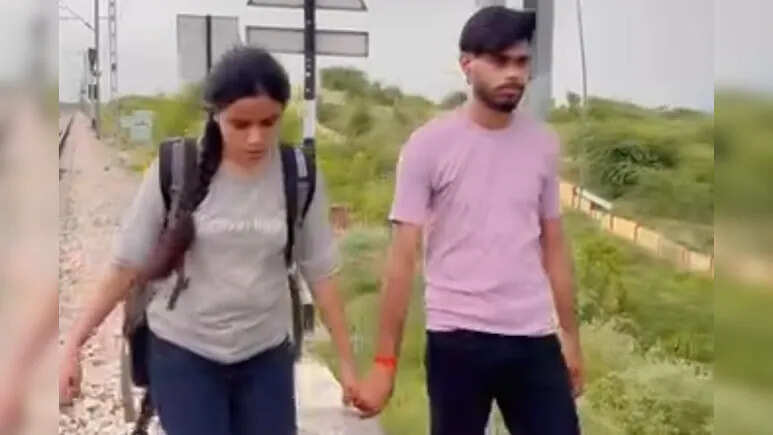 रेलवे ट्रैक पर रील बनाना पड़ा भारी, आरपीएफ ने भाई-बहन को किया गिरफ्तार