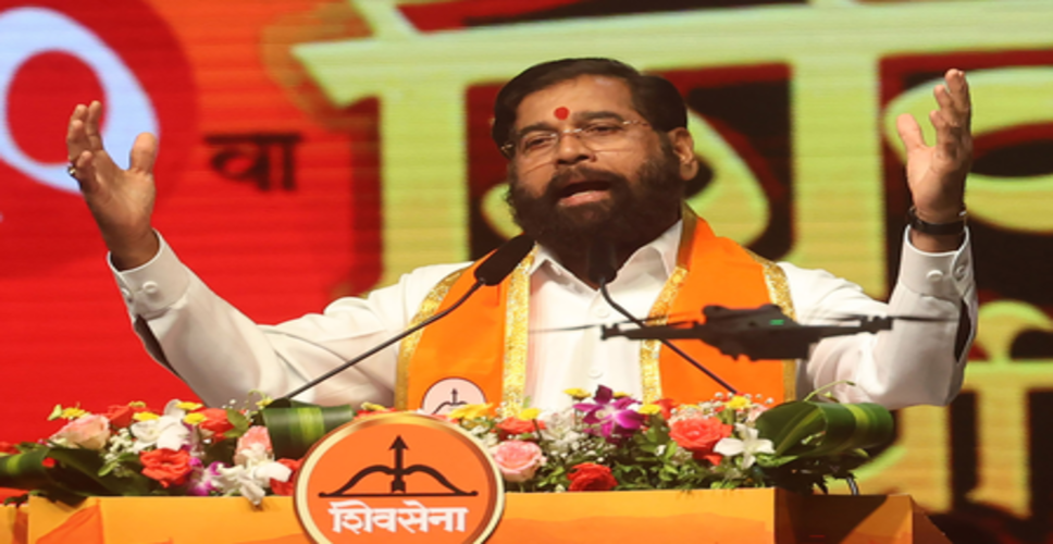 यूबीटी के बागी सांसदों आए इधर तो बोले डिप्टी सीएम एकनाथ शिंदे, 'ऑपरेशन टाइगर' सफल हुआ