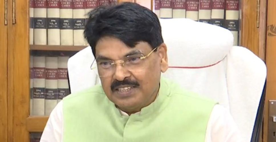 संजय राउत खुद पाला बदलेंगे और शिंदे के साथ जुड़ जाएंगे : मनन मिश्रा