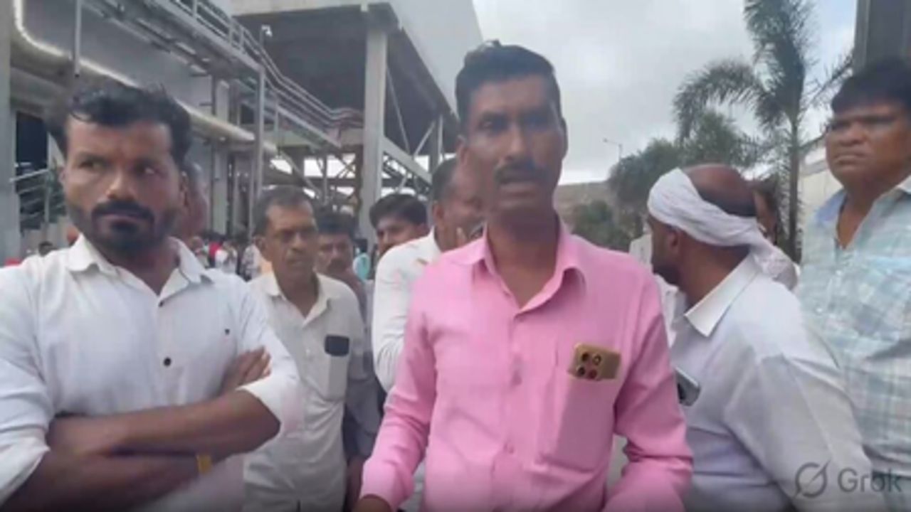 महाराष्ट्र: मोशी इलाके में मलबा हटाने का काम अभी भी जारी, एक पीड़ित के भाई ने लगाया लापरवाही का आरोप