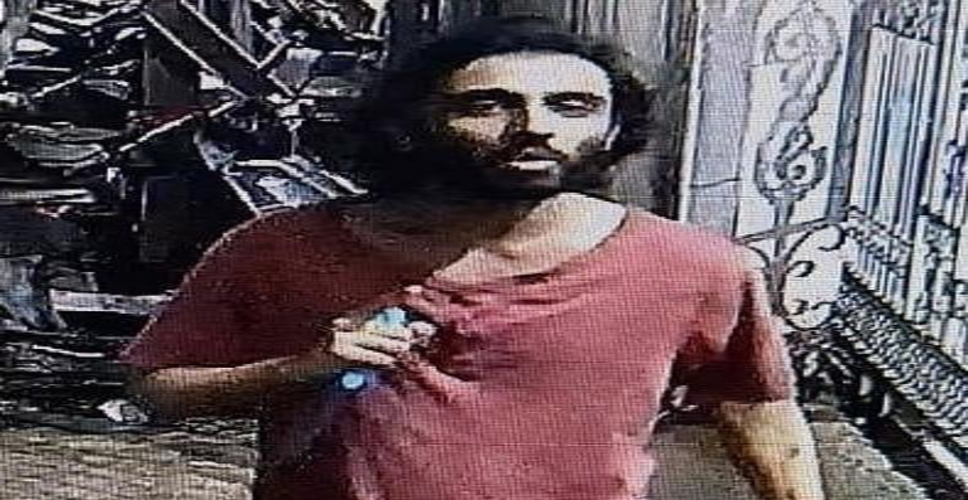 मुंबई में दो गार्ड को 'कलमा' पढ़ने को कहा, मना करने पर मारा चाकू, आरोपी गिरफ्तार