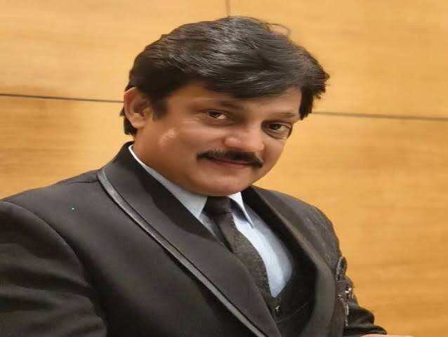 RAS अधिकारी पंकज ओझा को फेसबुक पर भड़काऊ पोस्ट के आरोप में चार्जशीट, वीडियो में जाने 15 दिन में मांगा जवाब; आरोपों को बताया गलत