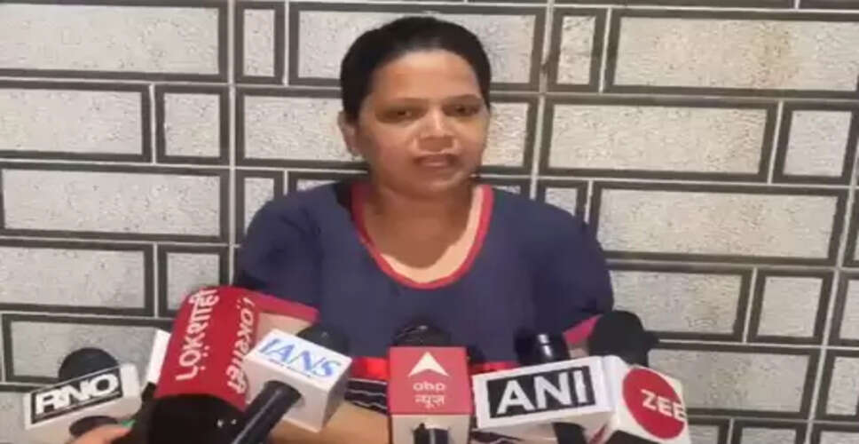 पहलगाम आतंकी हमला: मृतक दिलीप देसले के परिजनों ने उठाए फ्लाइट टिकट के रेट्स पर सवाल