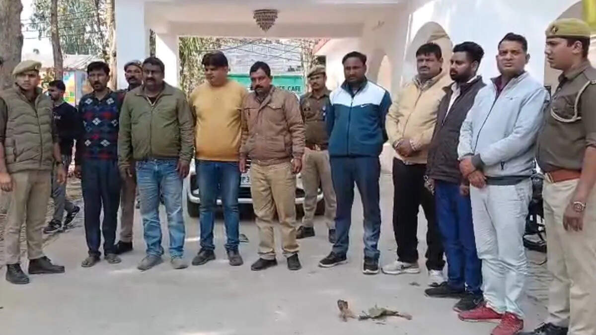 हाईवे पर फर्जी अधिकारियों का गैंग पकड़ाया, अवैध वसूली का पर्दाफाश