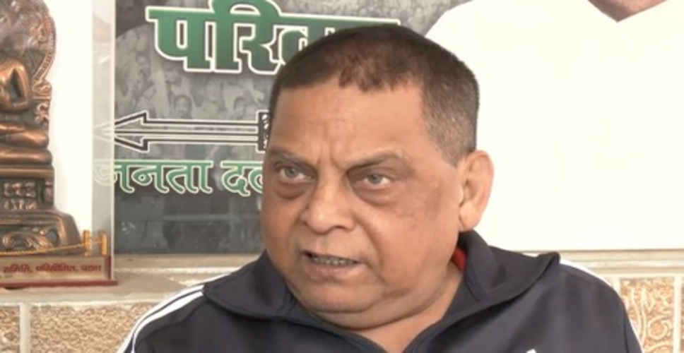 जनता को विकास के मुद्दे से जोड़ना नहीं चाहती टीएमसी: नीरज कुमार