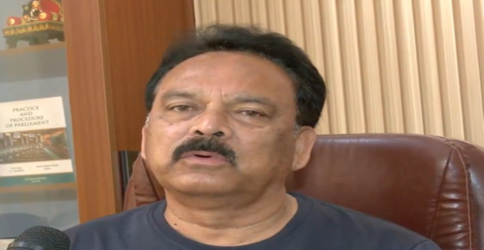 सत्ताधारी दल की कठपुतली की तरह काम कर रहा चुनाव आयोग: सुखदेव भगत