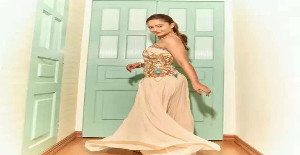 बॉलीवुड में मौके खोने का था डर, इसलिए त्रिधा चौधरी ने हॉलीवुड प्रोजेक्ट से बनाई दूरी