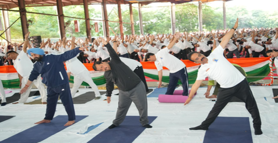 भाजपा के राष्ट्रीय अध्यक्ष नितिन नवीन ने पंजाब में योग दिवस समारोह में हिस्सा लिया