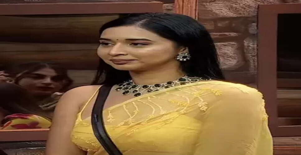 बिग बॉस 19 : 'फेक गर्ल' के टैग से 'फाइनलिस्ट' तक तान्या मित्तल का शानदार रहा सफर, हमेशा दर्शकों की बनी रहीं 'फेवरेट'