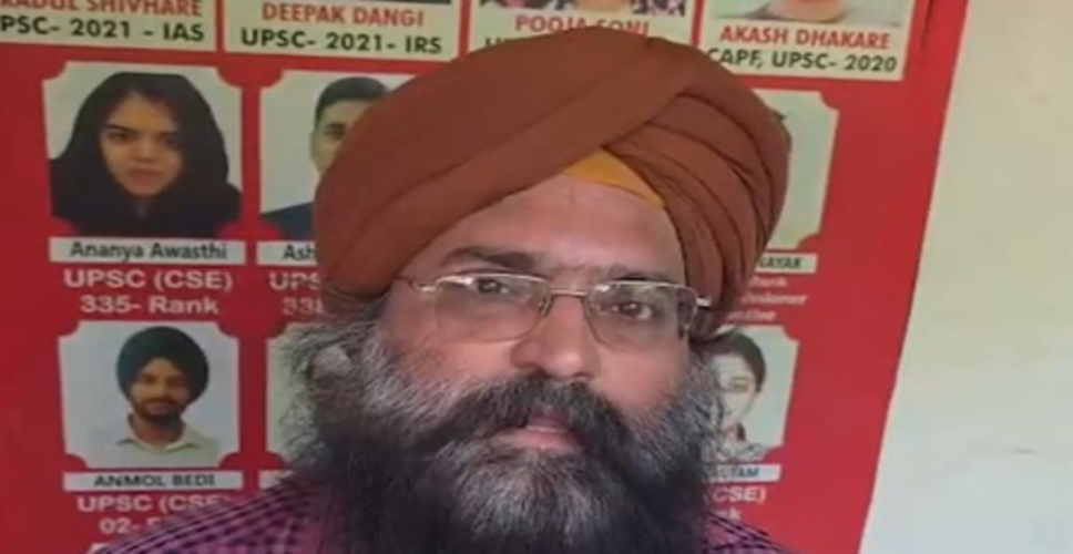 लखनऊ कोचिंग हादसा : &lsquo;पापा मुझे बचा लो&rsquo;, बेटे की अंतिम पुकार पर भावुक हुए पिता