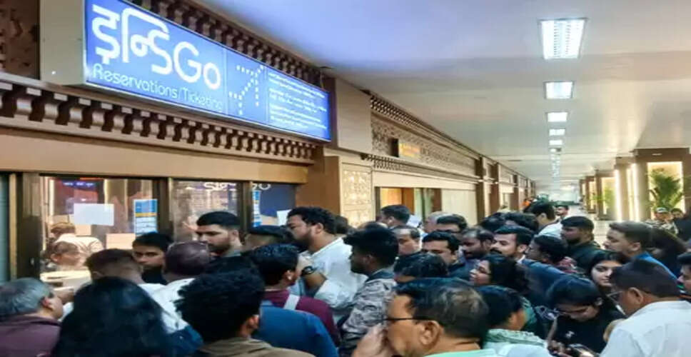 इंडिगो क्राइसिस : बढ़ते हवाई किराए पर सरकार का सख्त रुख, महत्वपूर्ण रूट्स पर फेयर कैप हुआ लागू