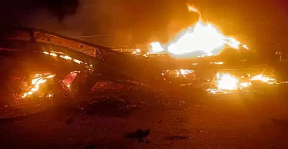 आंध्र प्रदेश में टाटानगर-एर्नाकुलम एक्सप्रेस में आग लगी, एक की मौत