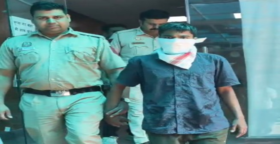 दिल्ली: तीन स्कूटी के साथ ऑटो लिफ्टर नीरज गिरफ्तार, चोरी के चार मामले सुलझे