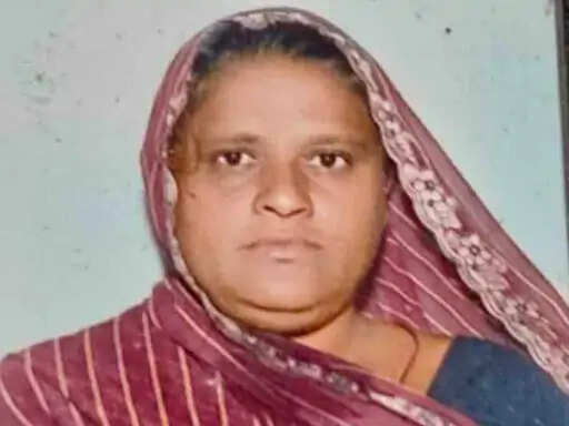 हाईवे-27 पर हादसे में घायल महिला की इलाज के दौरान मौत, तीन दिन पहले कार की टक्कर से पलटी थी जीप