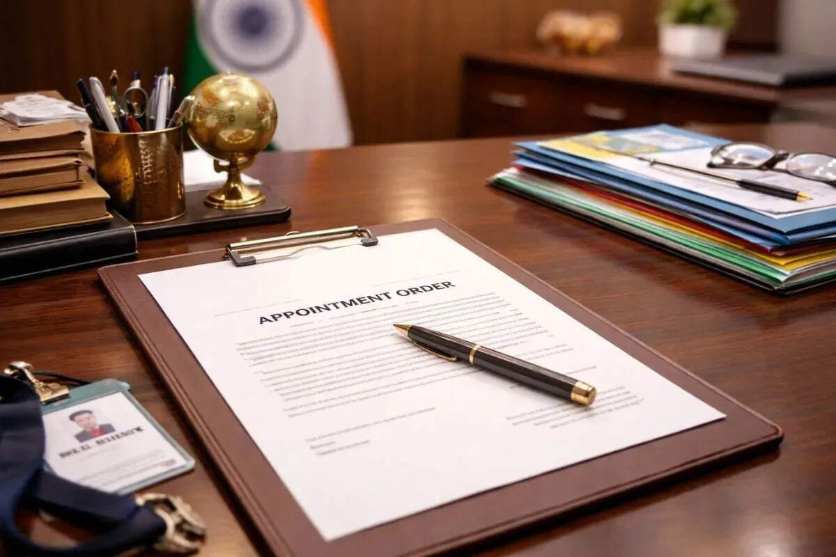 मुख्यमंत्री कार्यालय में प्रशासनिक फेरबदल के बाद 10 नए कर्मचारी नियुक्त, कार्यप्रणाली होगी और सुदृढ़