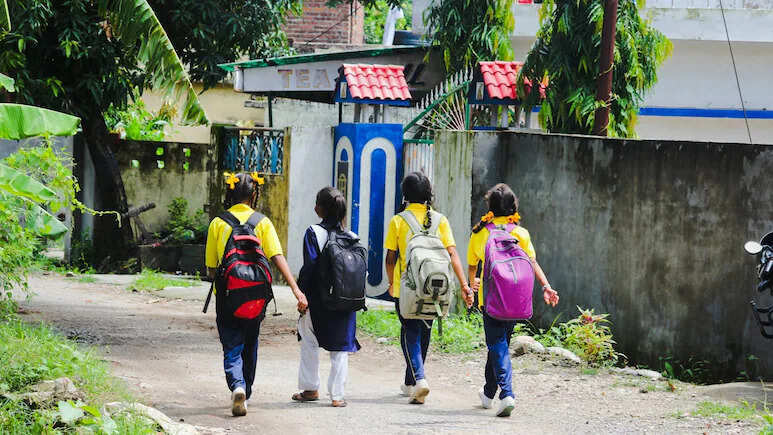 राजस्थान में स्कूली बच्चों के लिए नई योजना बना रहा शिक्षा विभाग, घट जाएगा स्कूल बैग का वजन