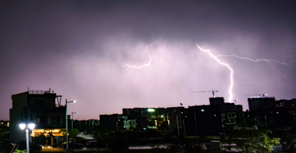 मध्य प्रदेश के कुछ जिलों में गरज-चमक के साथ बारिश की संभावना, लू का असर जारी