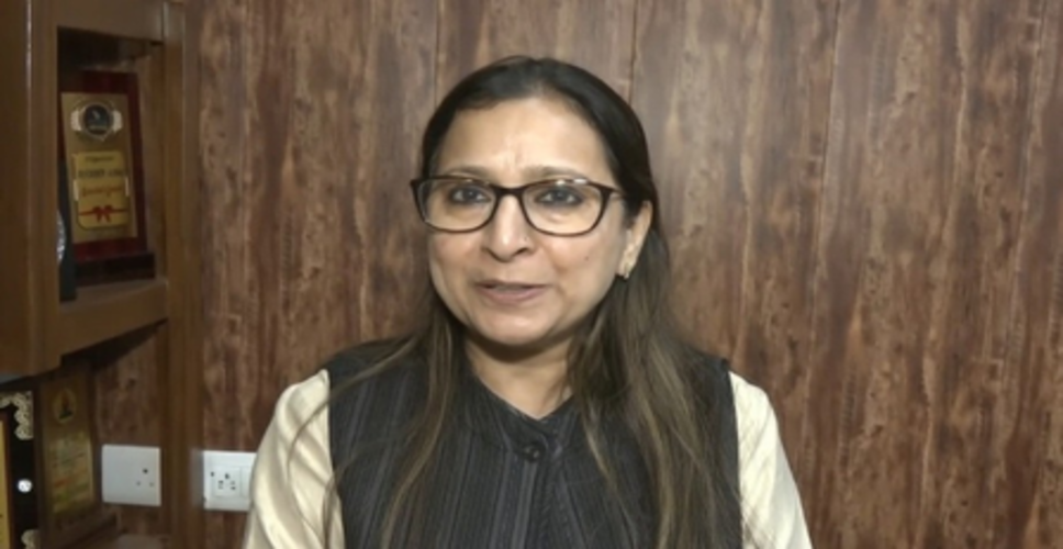 जम्मू में एलपीजी सिलेंडरों के पर्याप्त स्टॉक, अफवाह फैलाने वालों पर होगी कार्रवाईः एडीसी अनुसूया जमवाल