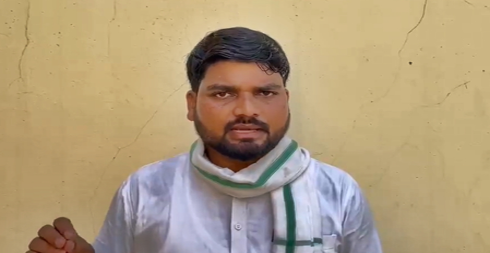 गुजरात की फैक्ट्री साइट पर हुई झड़प के बाद 'आप' विधायक की हो रही आलोचना