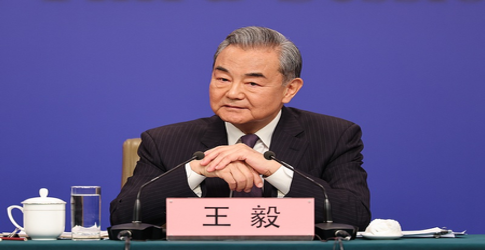 वांग यी ने फ्रांसीसी राष्ट्रपति के विदेश मामलों के सलाहकार से फोन वार्ता की