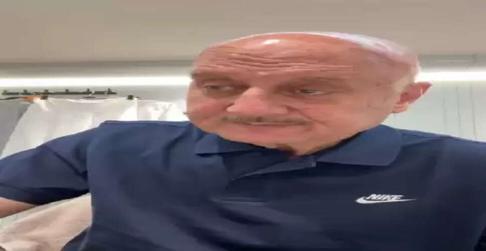 कश्मीरी हिंदुओं के पलायन दिवस पर भावुक हुए अनुपम खेर, घटना से जुड़ी बुरी यादों को किया उजागर