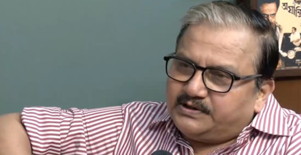 गैस की बढ़ी कीमतों पर मनोज झा का तंज, डमी सिलेंडर लेकर घूमने वाले नेता अब कहां हैं?