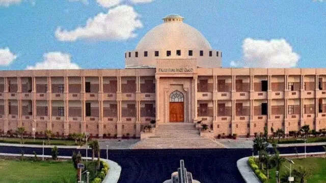 ट्रांसजेंडर अधिकारों पर हाईकोर्ट का बड़ा फैसला, 3% अतिरिक्त अंक देने का आदेश