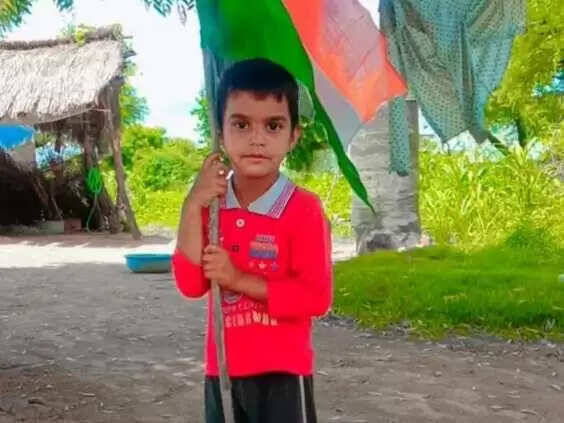 डीडवाना-कुचामन में दर्दनाक सड़क हादसा, वीडियो में देखें तेज रफ्तार स्विफ्ट कार ने 3 लोगों को कुचला, 9 साल की मासूम की मौत