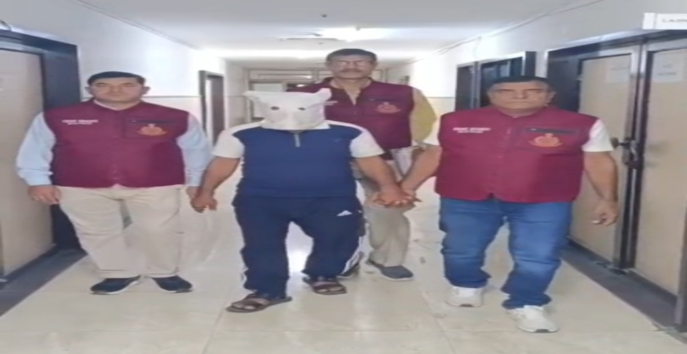 दिल्ली क्राइम ब्रांच की बड़ी कार्रवाई, 50 हजार के इनामी हथियार सप्लायर को दबोचा