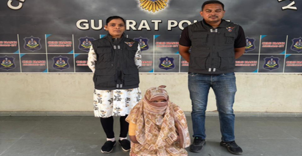 गुजरात : अहमदाबाद में बुजुर्गों को नशीला पदार्थ खिलाने के आरोप में महिला गिरफ्तार