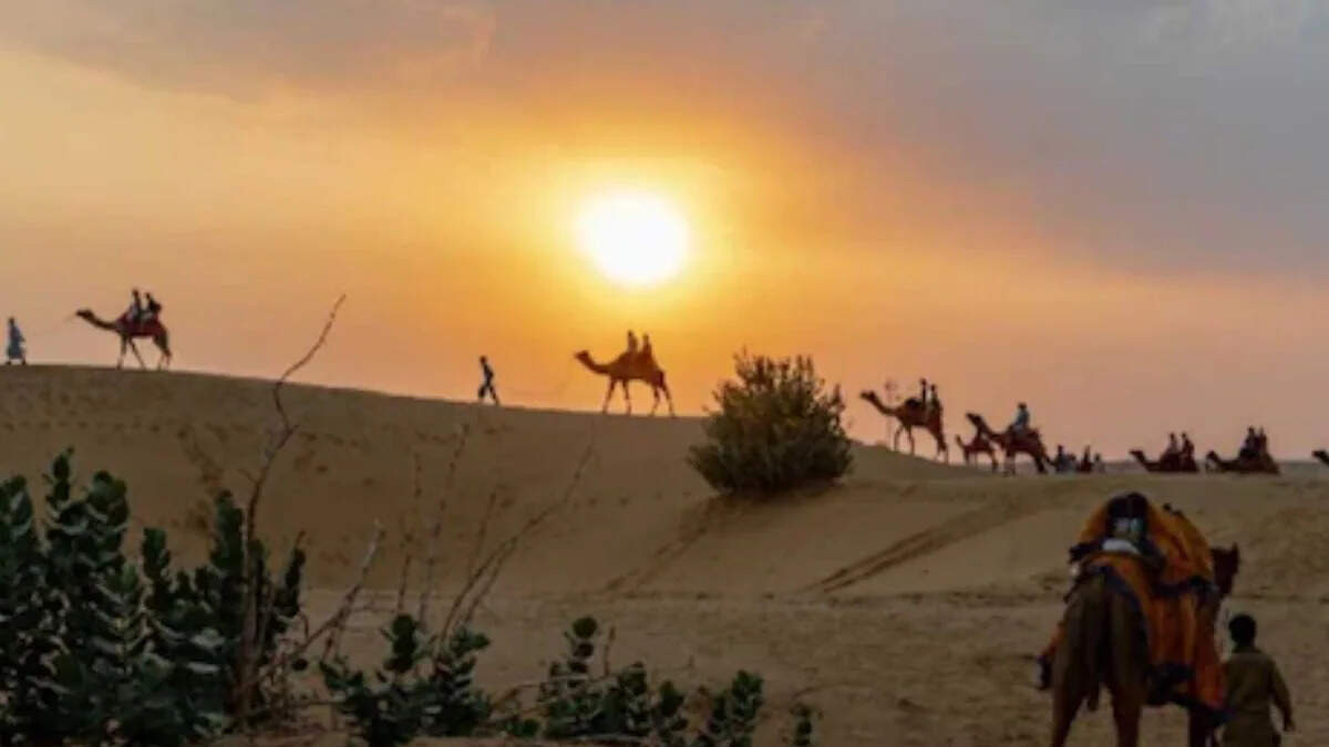 राजस्थान में गर्मी ने बढ़ाई मुश्किलें, बाड़मेर में तापमान 37.5°C पहुंचा, 40 डिग्री के पार जाने की आशंका