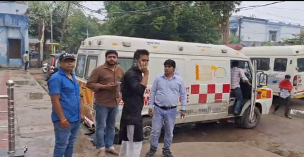 बिहार: गोपालगंज थावे मंदिर में श्रद्धालुओं के साथ मारपीट, डीएम ने दोषियों पर कार्रवाई करने के दिए आदेश