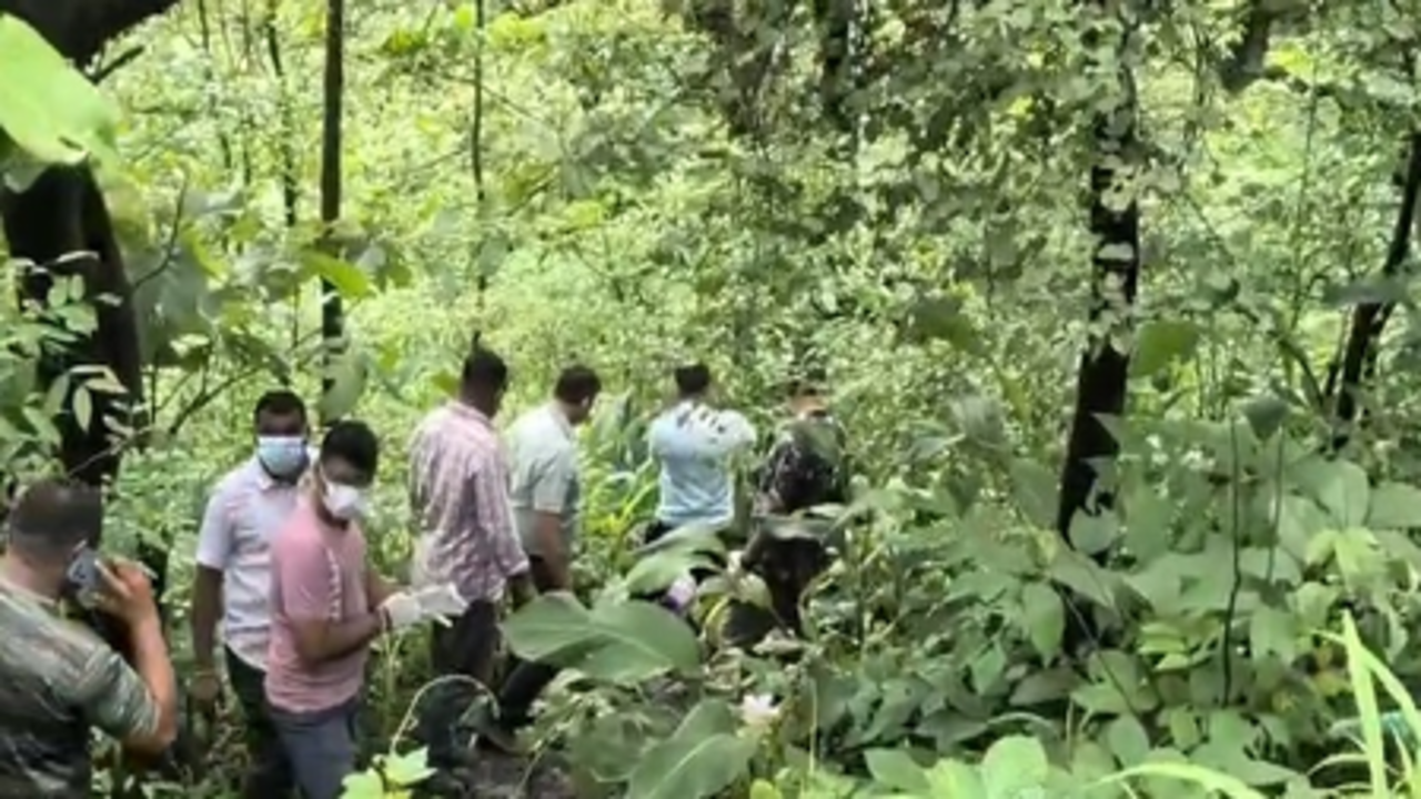 नासिक में पत्नी ने आधी उम्र के प्रेमी से कराई पति की हत्या, 12 दिन बाद जंगल से शव बरामद