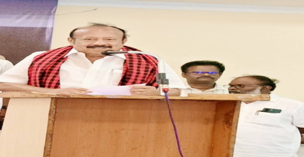 उत्तर भारतीयों पर &lsquo;पानी-पूरी&rsquo; टिप्पणी को कांग्रेस सांसद का समर्थन, भाजपा ने जताया कड़ा विरोध