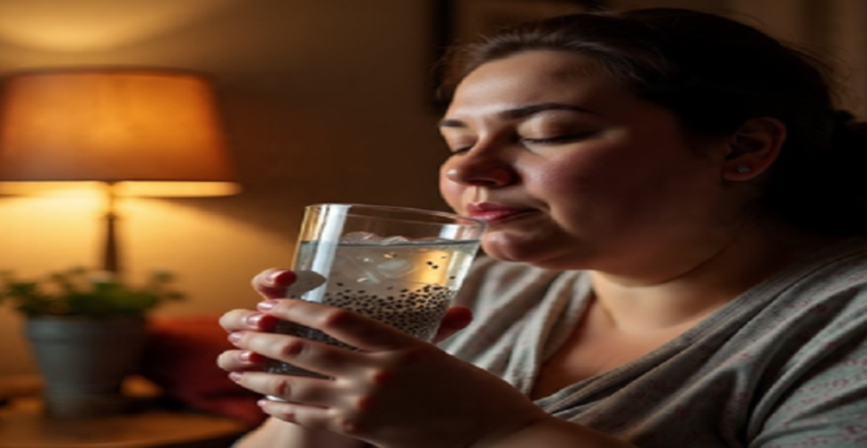 क्या सुबह उठकर पी लेते हैं बहुत सारा पानी? यह आदत कर सकती है बीमार