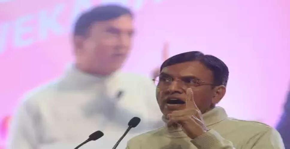 फेडरेशन अंतरराष्ट्रीय संबंध और 'मेक इन इंडिया' पर आधारित समितियां बनाए : खेल मंत्रालय