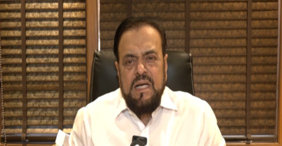 मुंबई में तरबूज खाने से चार लोगों की मौत, अबू आजमी ने सीएम फडणवीस से निष्पक्ष जांच की मांग की