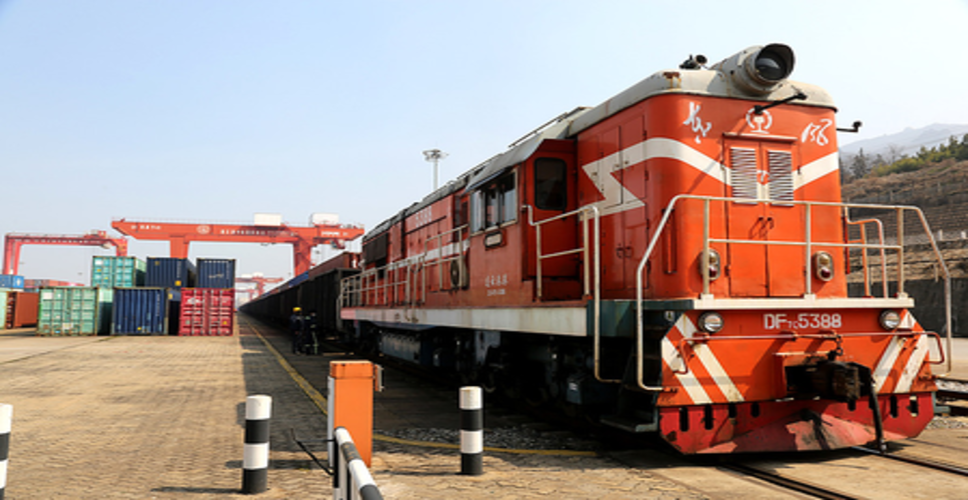 चीन-यूरोप रेलवे एक्सप्रेस खुली विश्व अर्थव्यवस्था को गति दे रही है : सीजीटीएन सर्वे