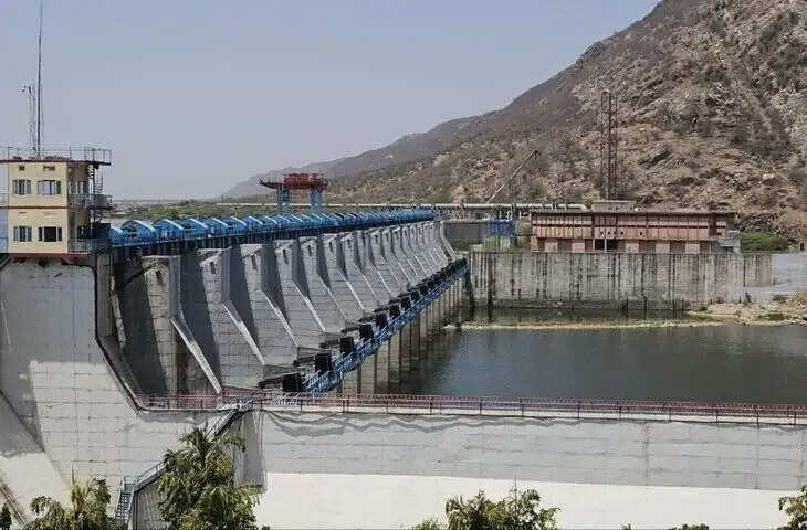 राजस्थान के इस बांध की प्यास 9 नदियां भी नहीं बुझा सकती,वीडियो में देखें कैसे ?