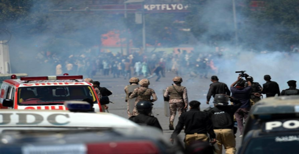 'रद्द कर देने चाहिए पाकिस्तानियों के सभी वीजा', अमेरिकी दूतावास परिसर में हुए प्रदर्शन के बाद उठी मांग