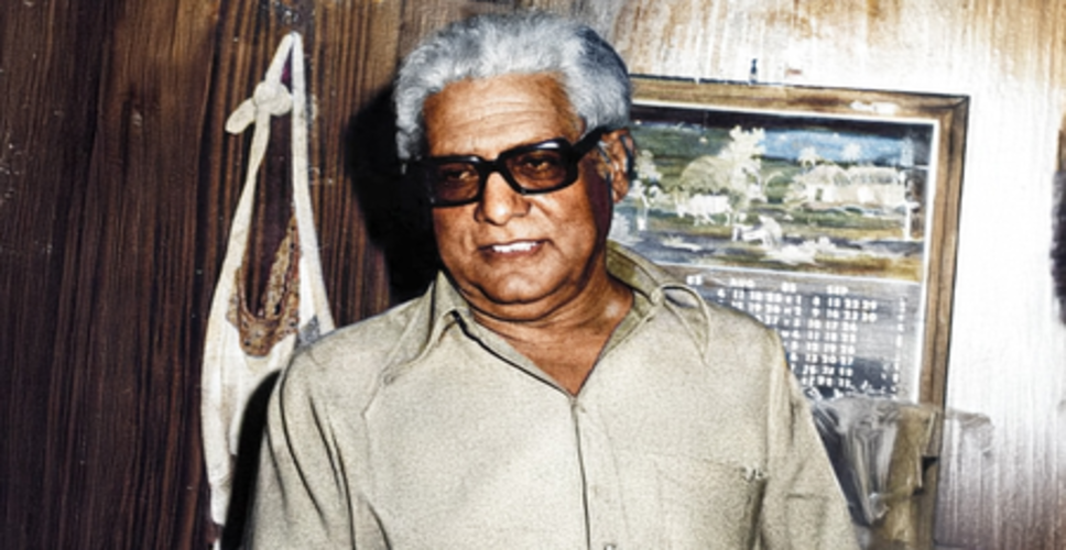 जयंती विशेष : सीधी-सरल प्रेम कहानियों को पर्दे पर उतारने वाले निर्देशक, जिनका 'जासूस' घर-घर पहुंचा