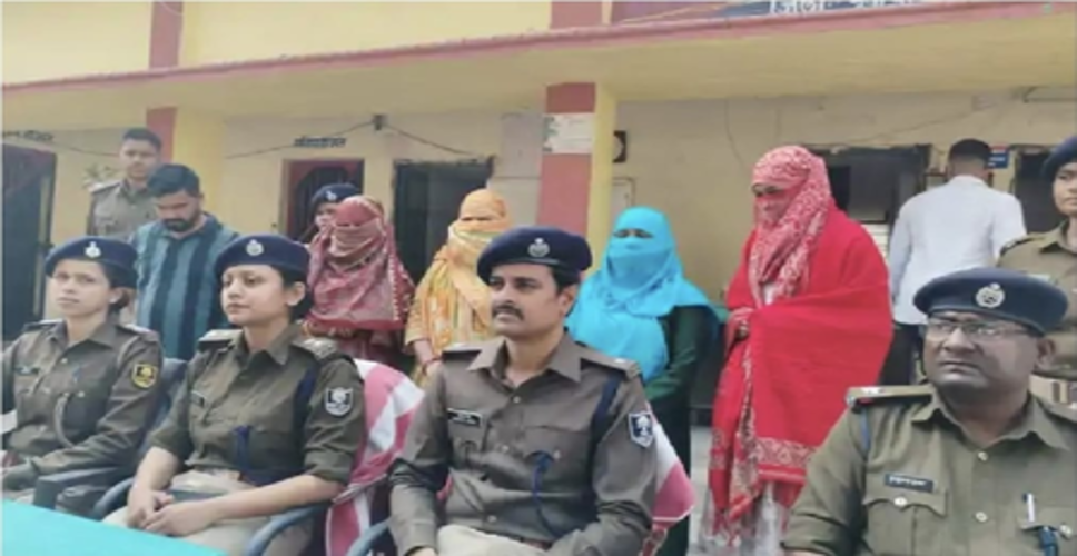 रांची में सेक्स रैकेट का खुलासा, महिला सरगना सहित आठ गिरफ्तार