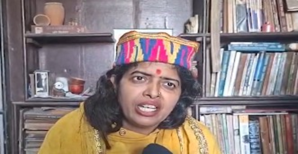 संगमरमर की इमारत और छत पर स्विमिंग पूल, बच्चों को दूध तक नसीब नहीं : भूमिका द्विवेदी