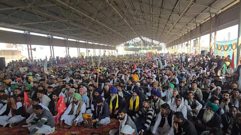 एथेनॉल फैक्ट्री विवाद: इंटरनेट बंद, भारी संख्या में पुलिस तैनात, किसानों की महापंचायत के चलते फिर तनाव