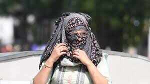 देशभर में मौसम का दोहरा रूप: कहीं भीषण गर्मी, वीडियो में जाने कहीं आंधी-बारिश से तबाही; यूपी-बिहार में 18 की मौत