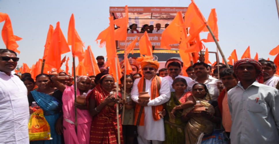 पटना में शिवाजी महाराज की गगनचुंबी 'स्टैच्यू आफ गवर्नेंस' की स्थापना की मांग को लेकर निकाली रैली