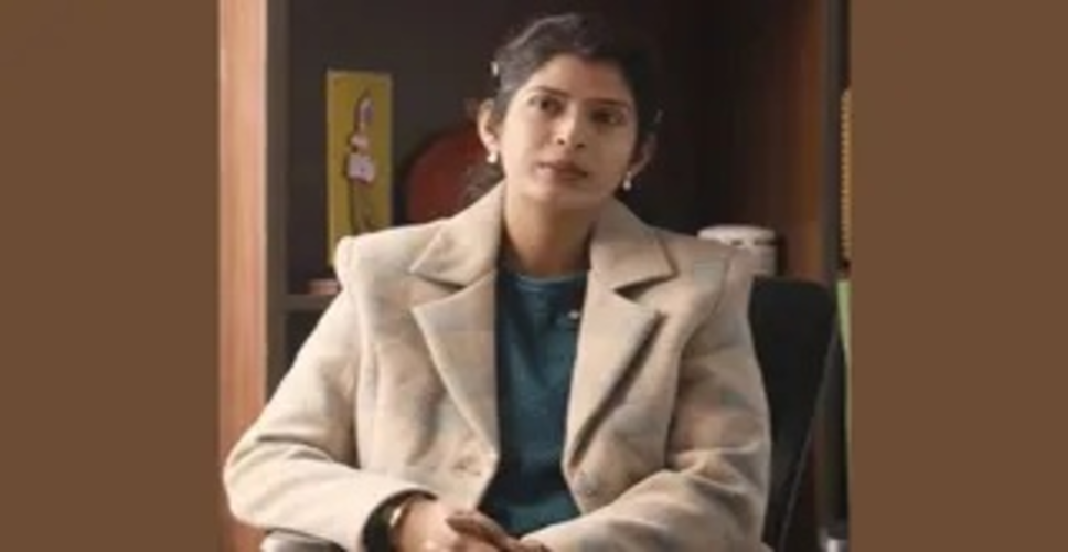 चितेरी लोक कला से आत्मनिर्भरता की मिसाल, झांसी की प्रतिभा बनीं सफल उद्यमी