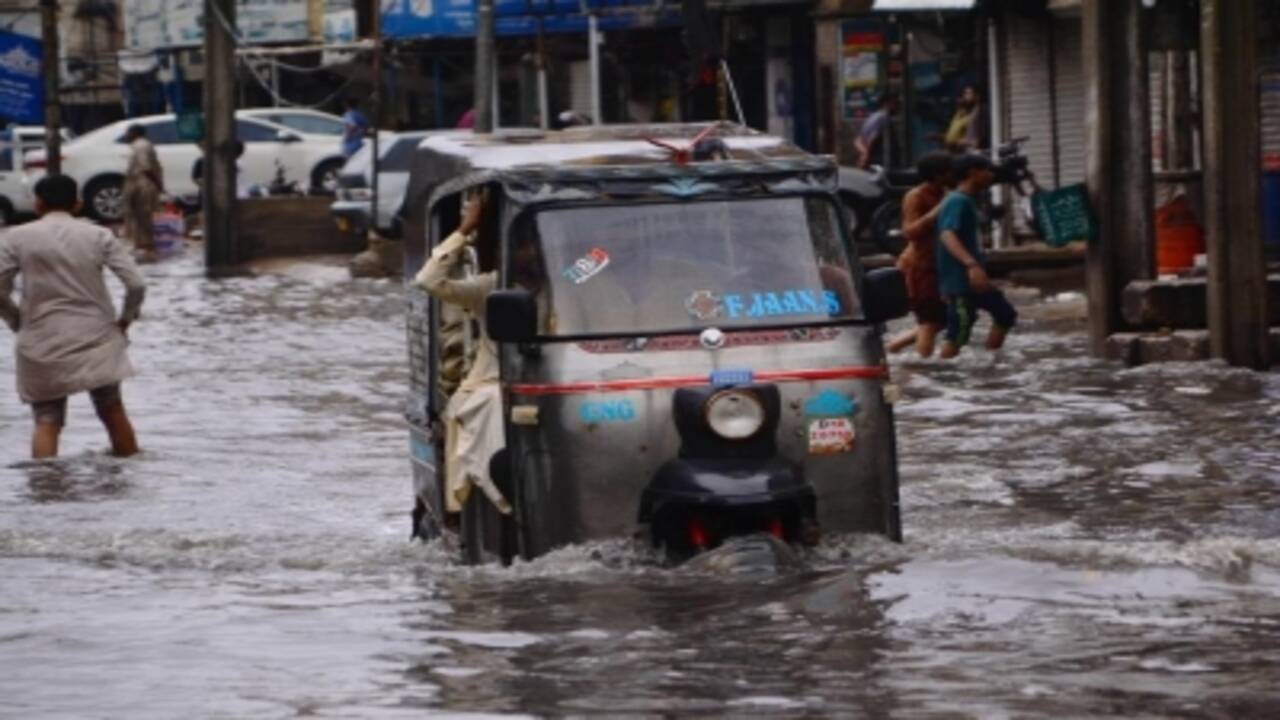 पाकिस्तान : बलूचिस्तान में भारी बारिश के कारण चार लोगों की मौत, कई घायल
