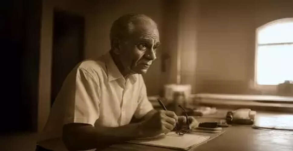 शब्दों के शिल्पी : स्याही से उकेरी क्रांति की गाथा, हर शब्द में आंदोलन को समेटा